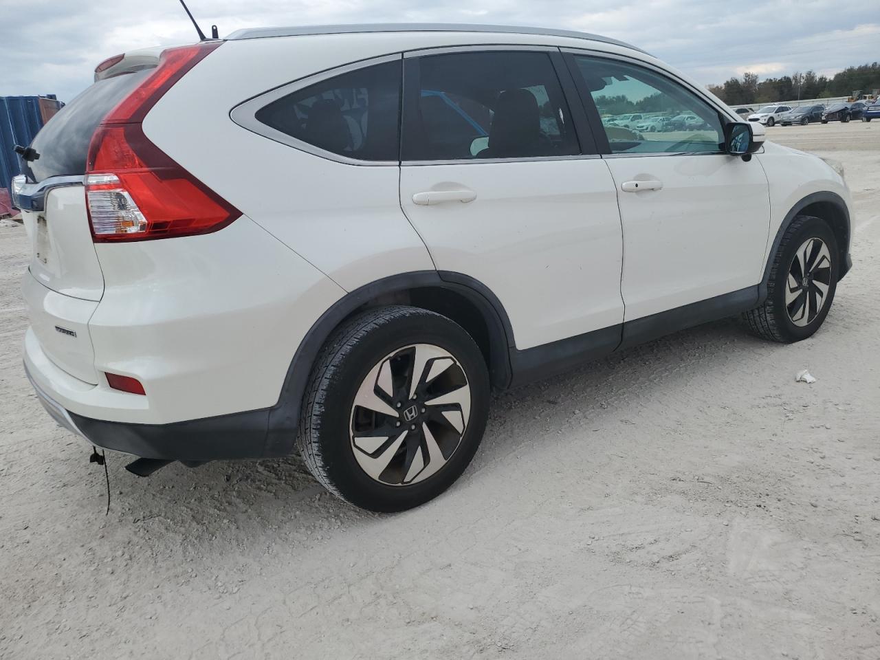 2016 Honda CR-V - Image 3