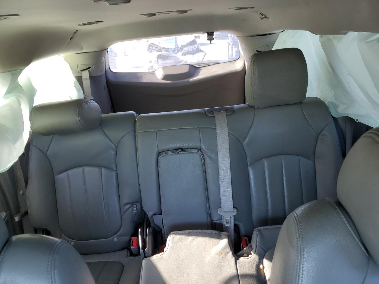 2013 Chevrolet Traverse - Image 10