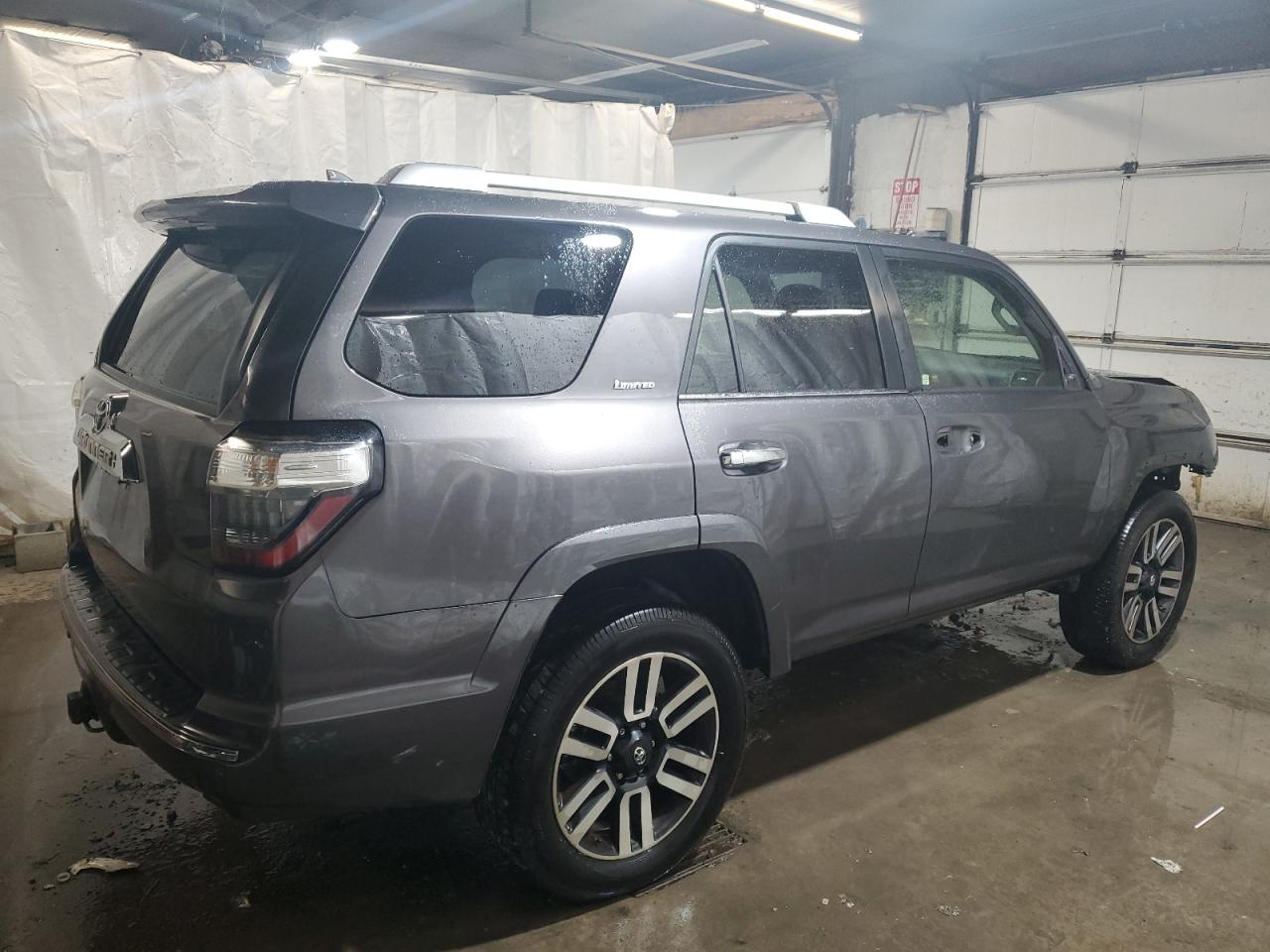 2014 Toyota 4Runner - Image 3