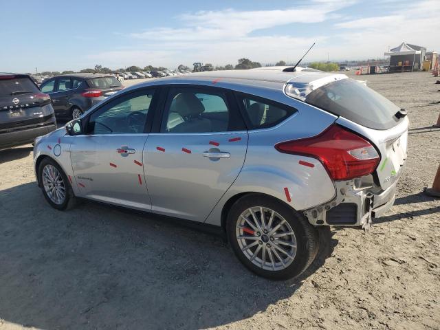 Хетчбеки FORD FOCUS 2014 Сріблястий