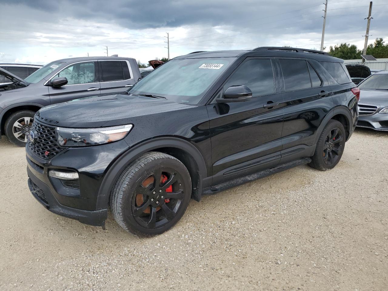 2023 Ford Explorer - Image 1