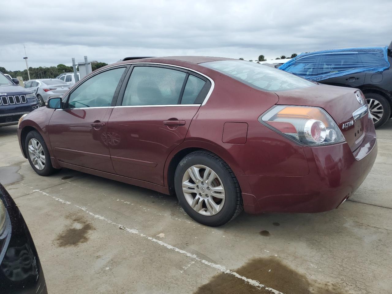 2012 Nissan Altima - Image 2
