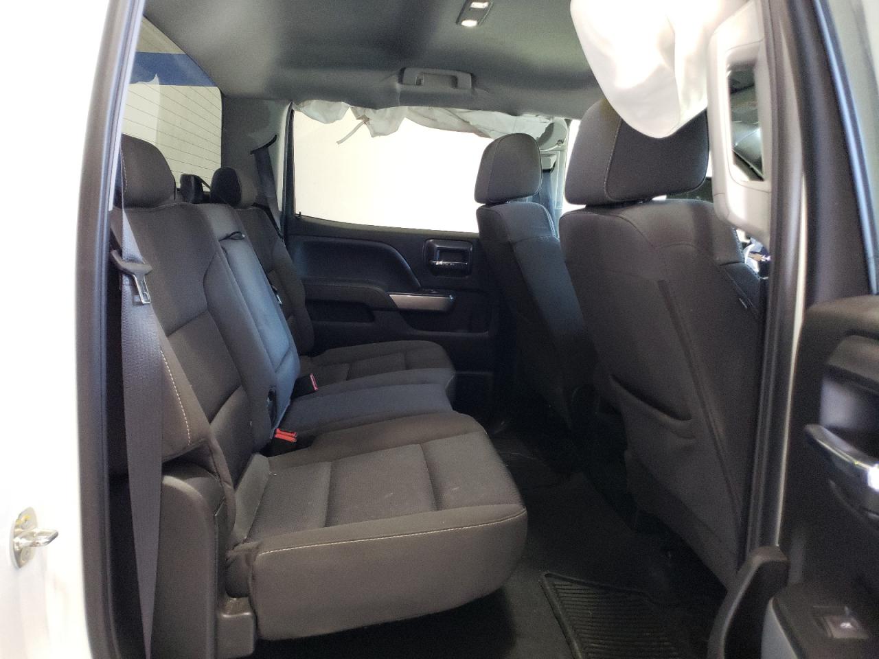 2019 Chevrolet Silverado - Image 10