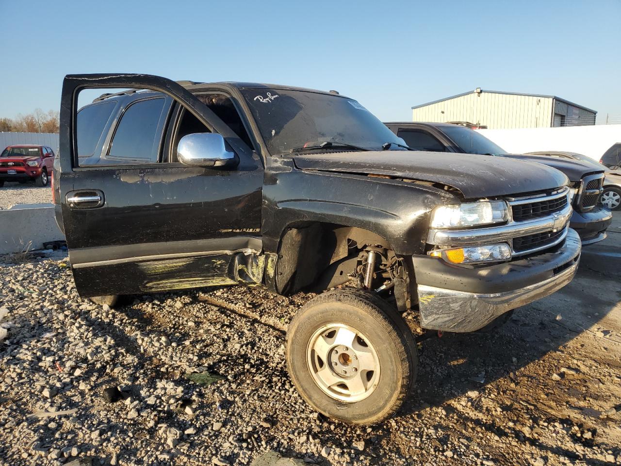 2003 Chevrolet Tahoe - Image 4