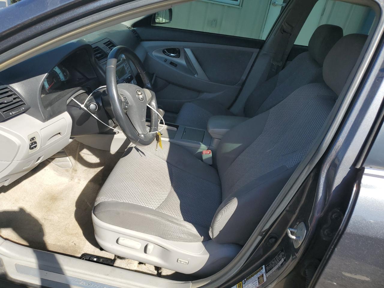 2010 Toyota Camry - Image 7