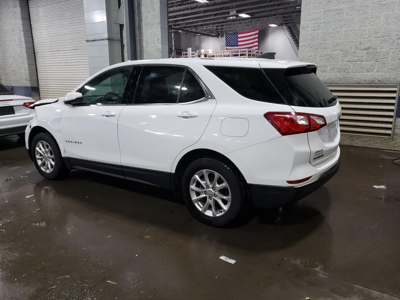 2018 Chevrolet Equinox - Image 2