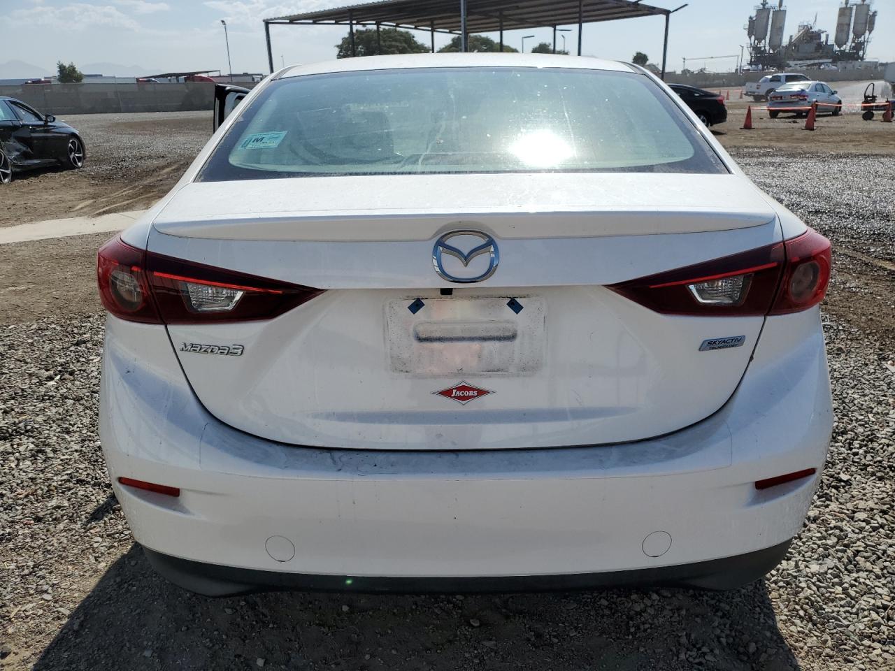 2018 Mazda 3 Touring VIN: 3MZBN1V37JM253573 Lot: 73847464