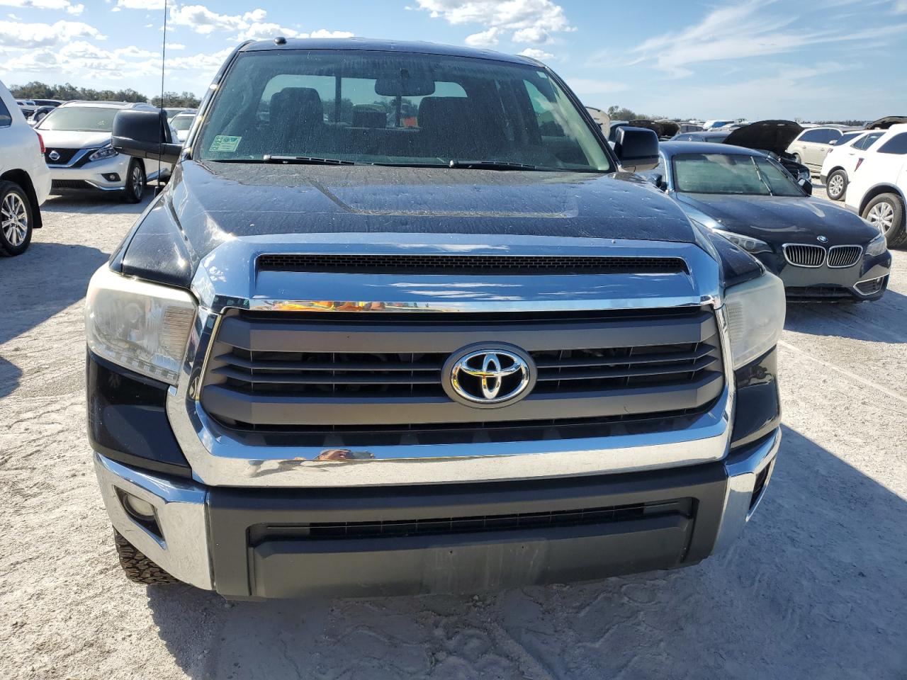 2014 Toyota Tundra - Image 5