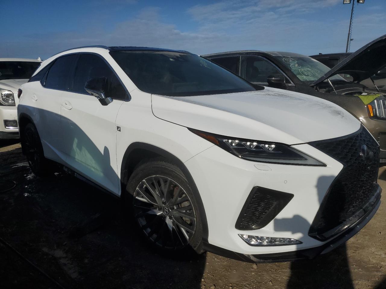 2022 Lexus RX - Image 4
