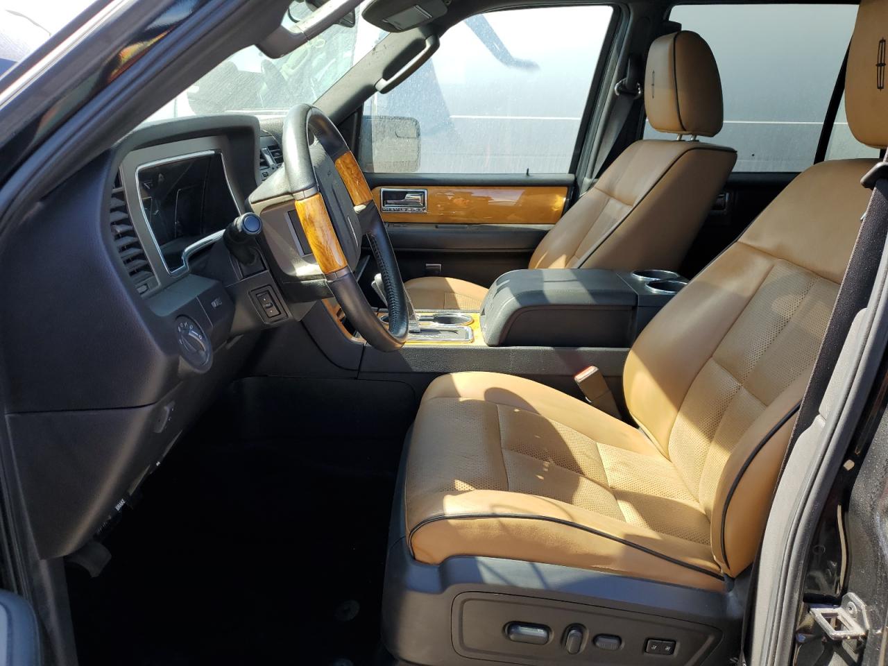 2012 Lincoln Navigator - Image 7
