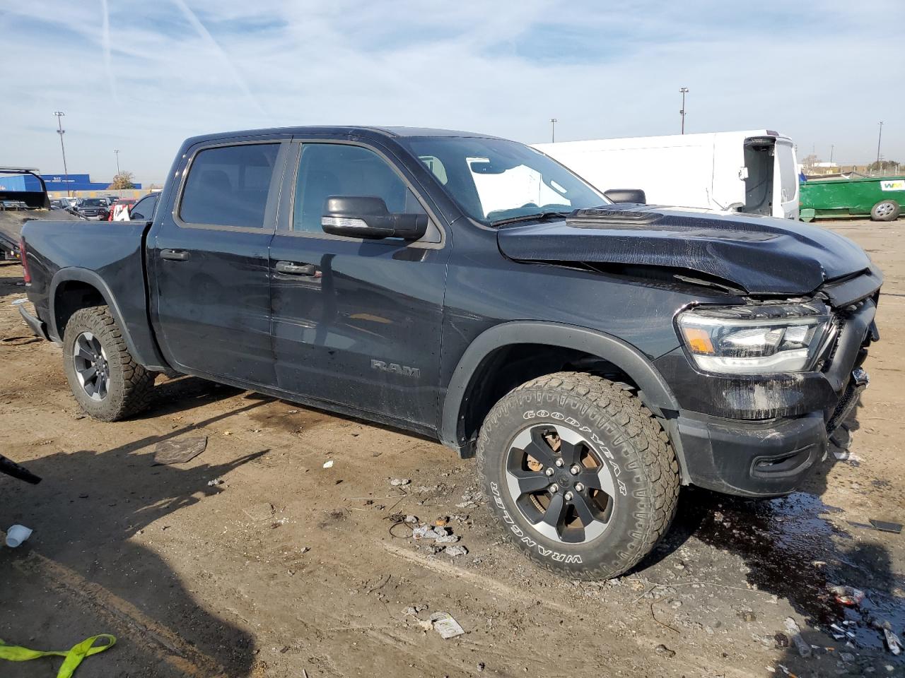 2022 RAM 1500 - Image 4
