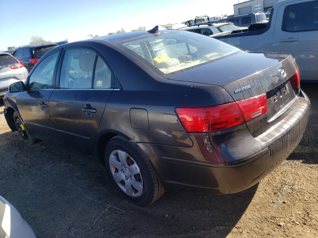 2009 Hyundai Sonata - Image 2