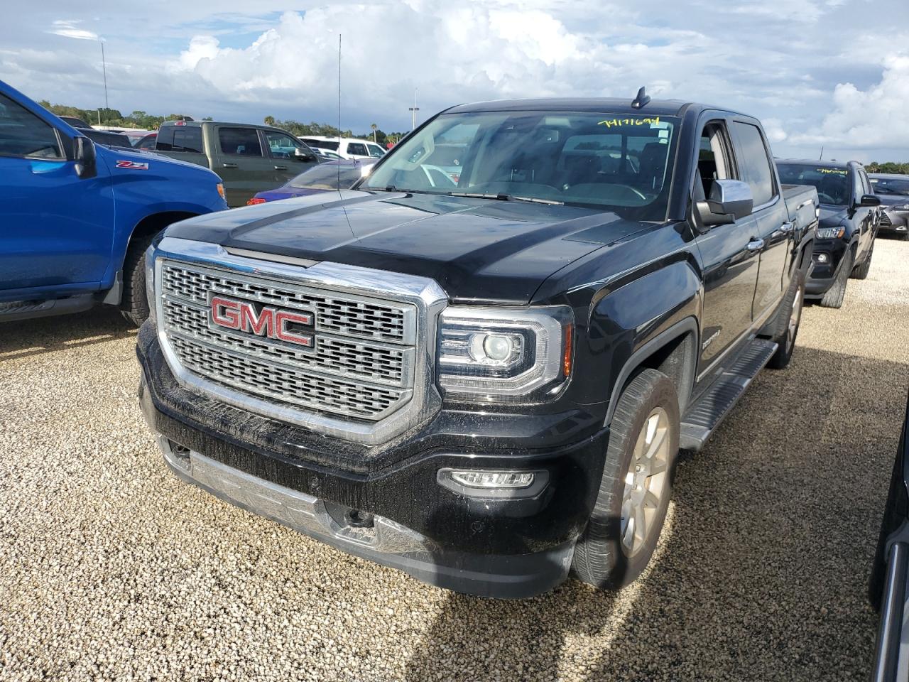 2017 GMC Sierra - Image 1