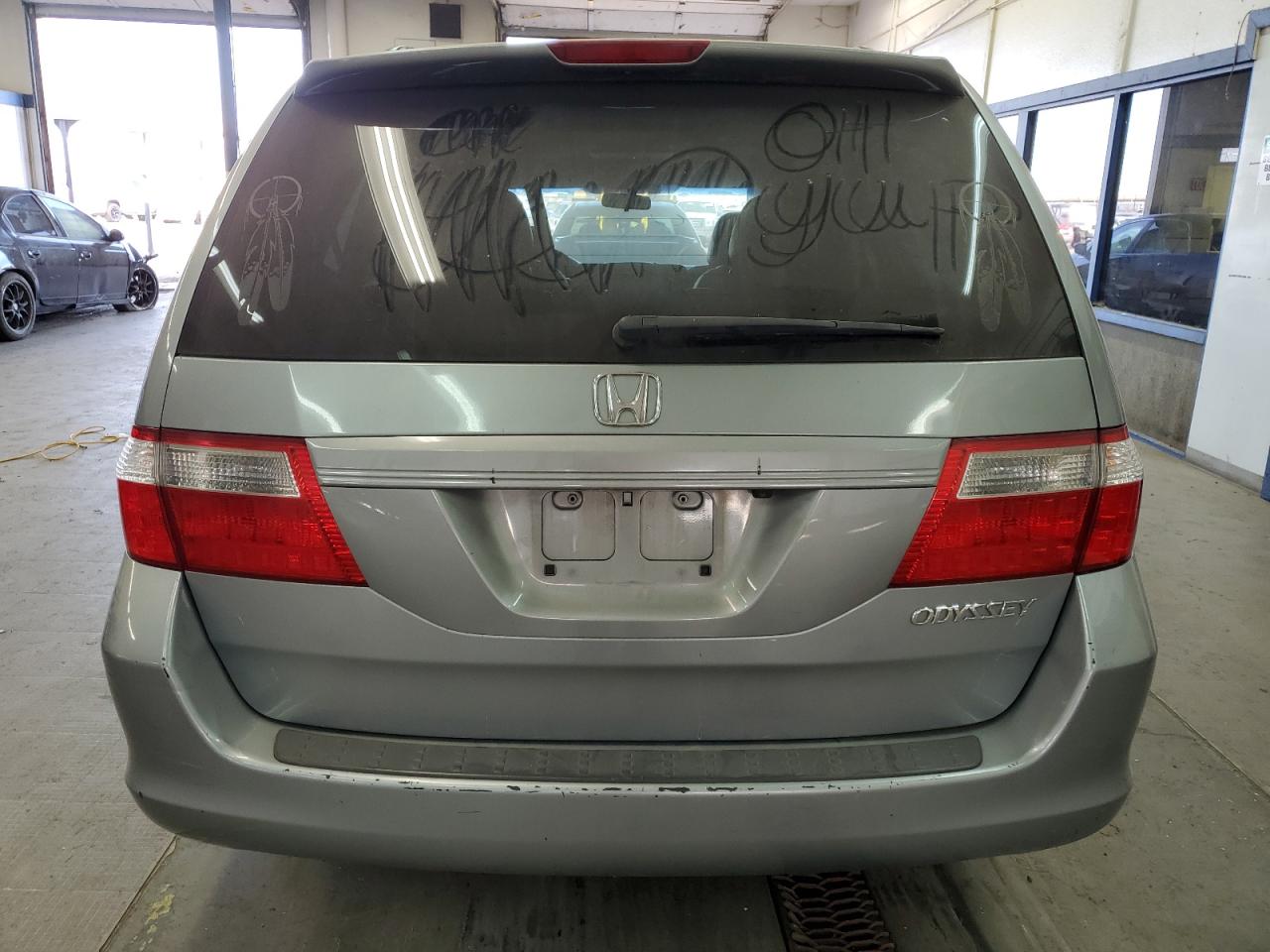 2005 Honda Odyssey Exl VIN: 5FNRL38745B015286 Lot: 72272184