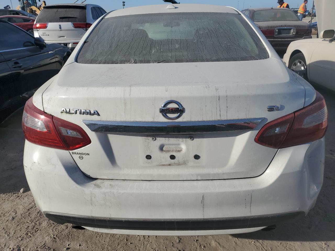 2018 Nissan Altima 2.5 VIN: 1N4AL3AP2JC214776 Lot: 76143314