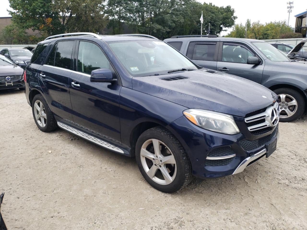 VIN 4JGDA5HB5GA718130 2016 MERCEDES-BENZ GLE-CLASS no.4