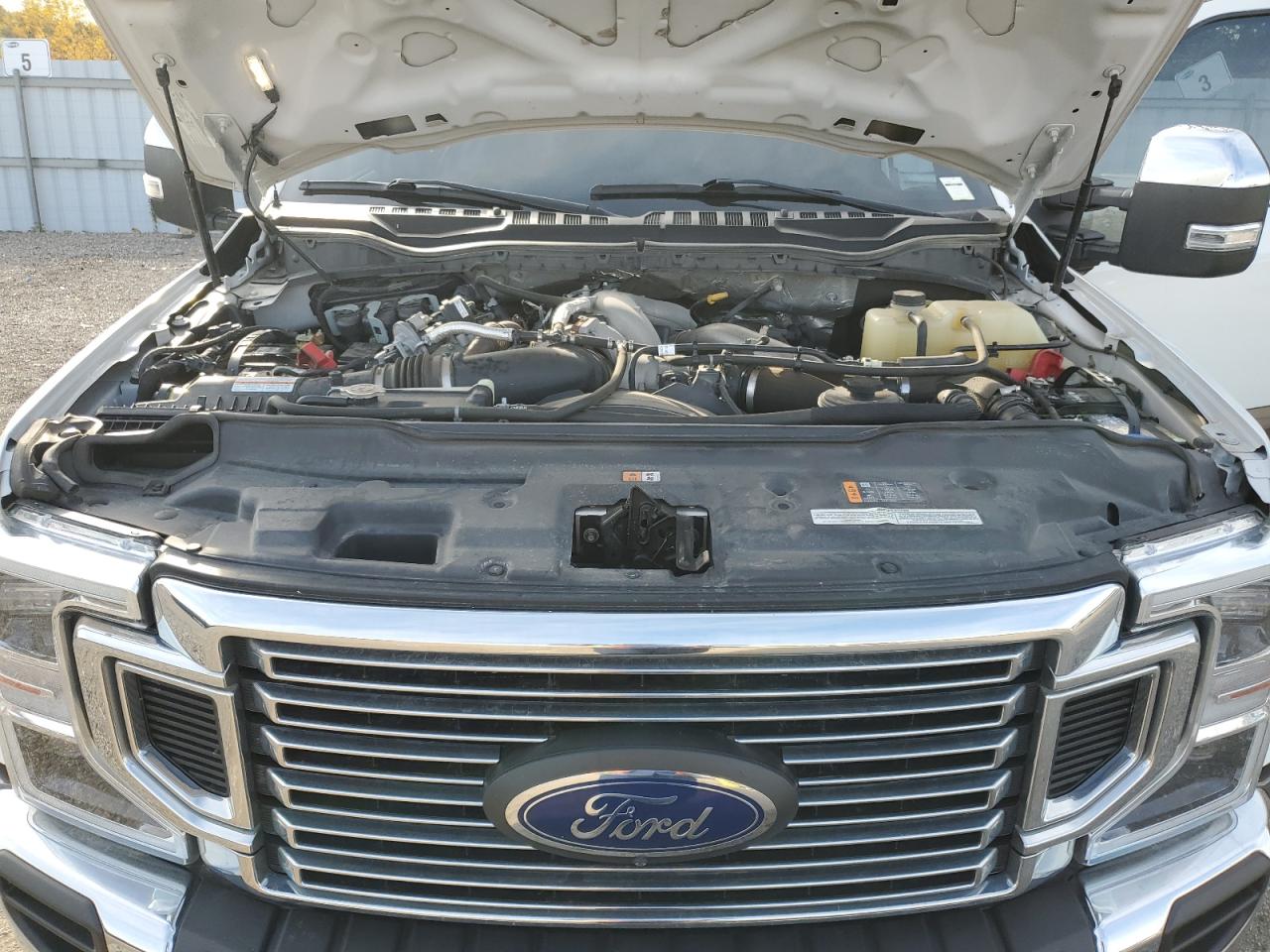 2020 Ford F450 - Image 11