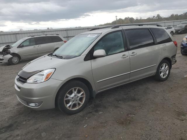 2005 Toyota Sienna Xle