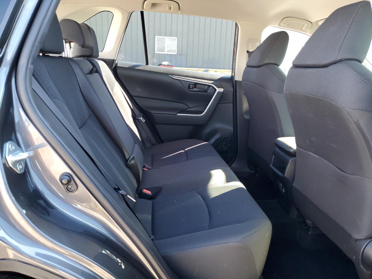 2020 Toyota Rav4 Le VIN: JTMF1RFV7LD060689 Lot: 75954674