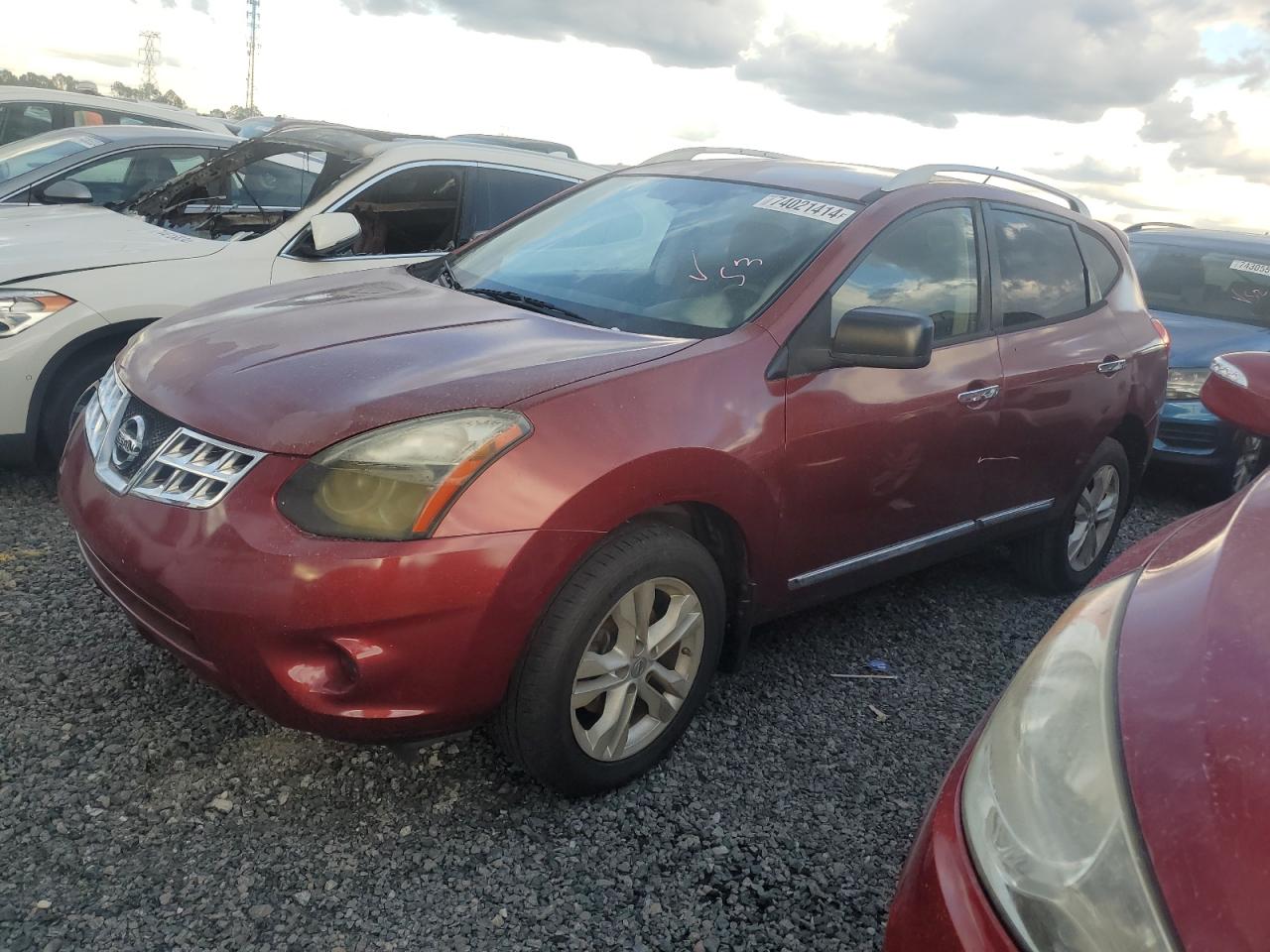 2015 Nissan Rogue - Image 1
