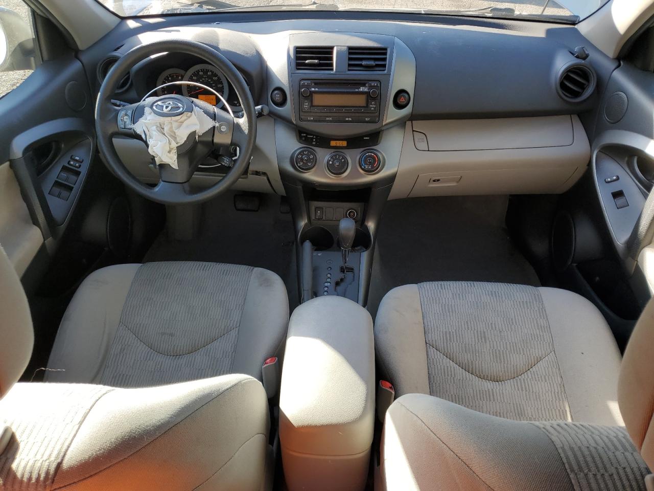 2012 Toyota RAV 4 - Image 8