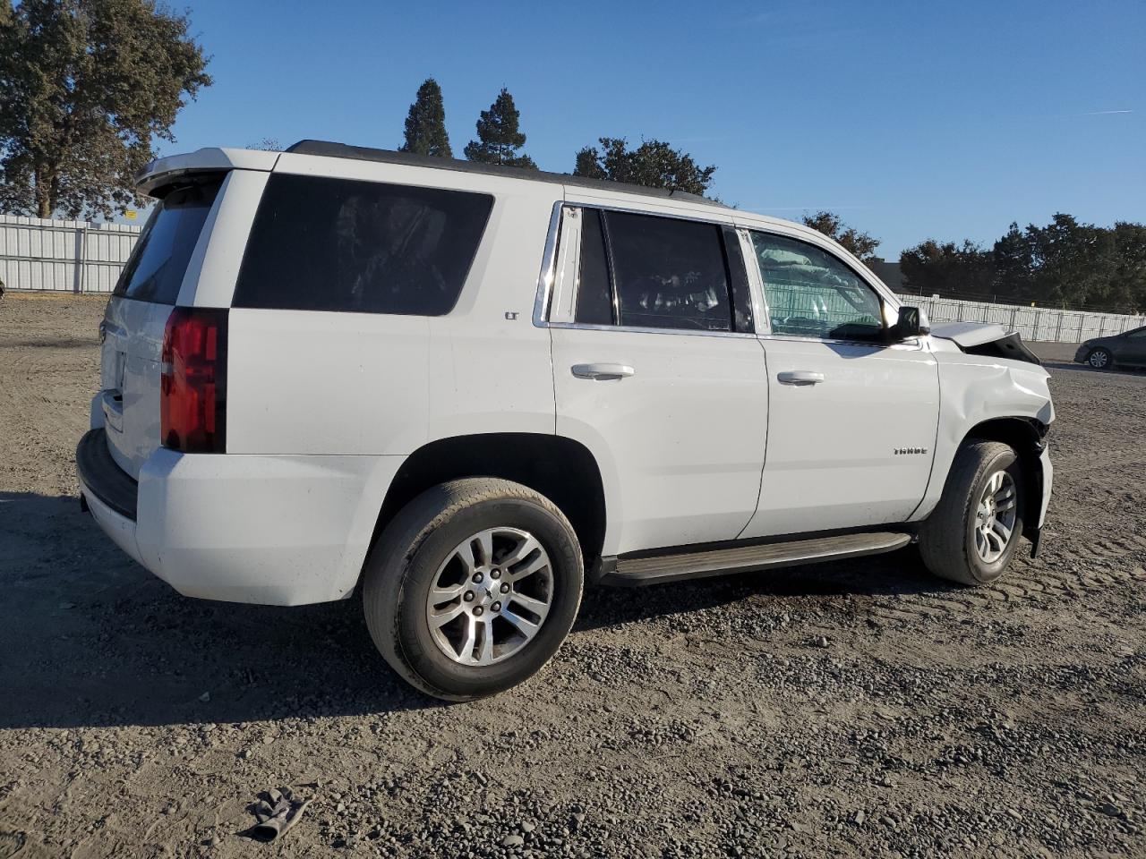 2015 Chevrolet Tahoe - Image 3