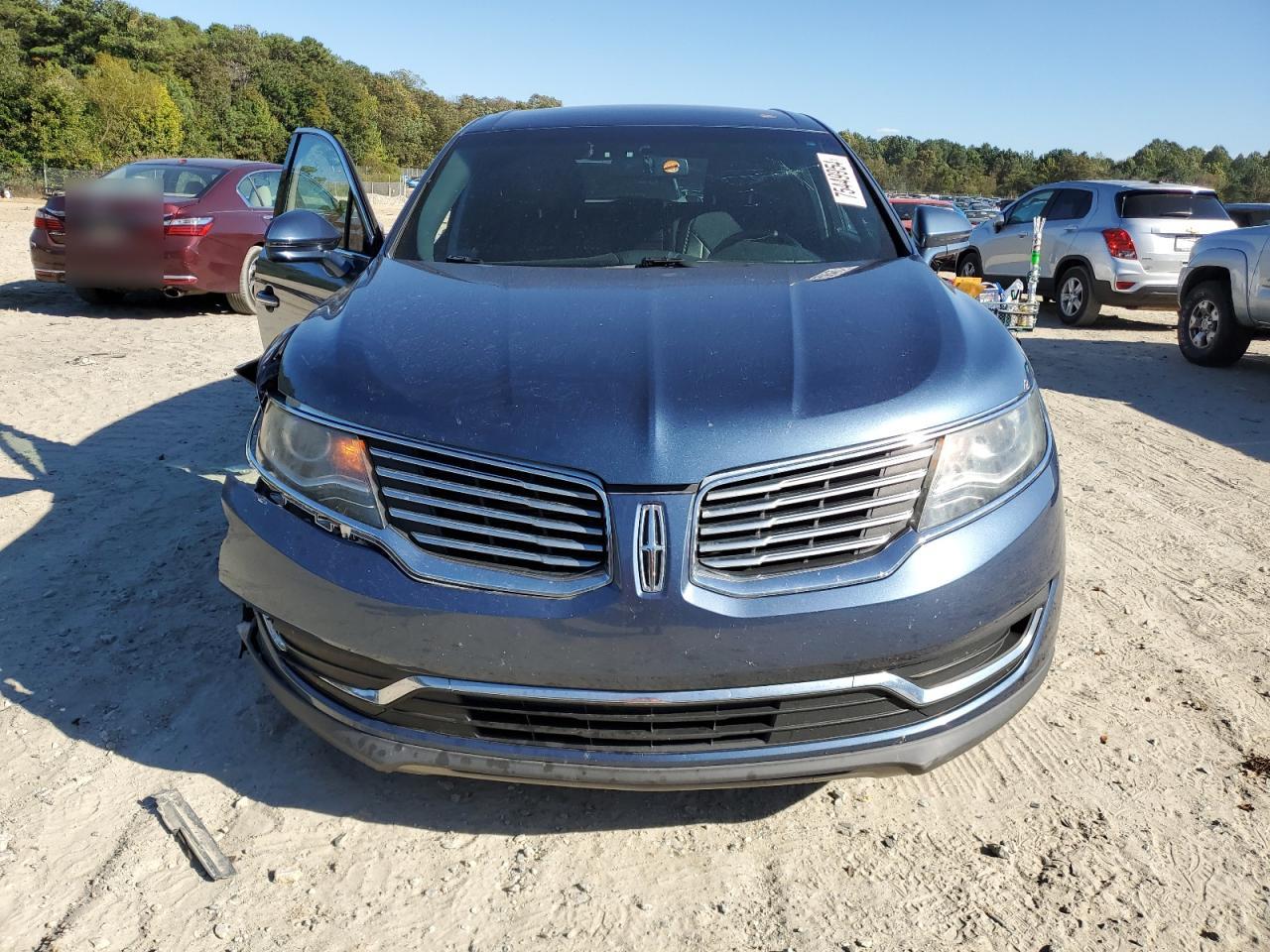 2018 Lincoln MKX - Image 5