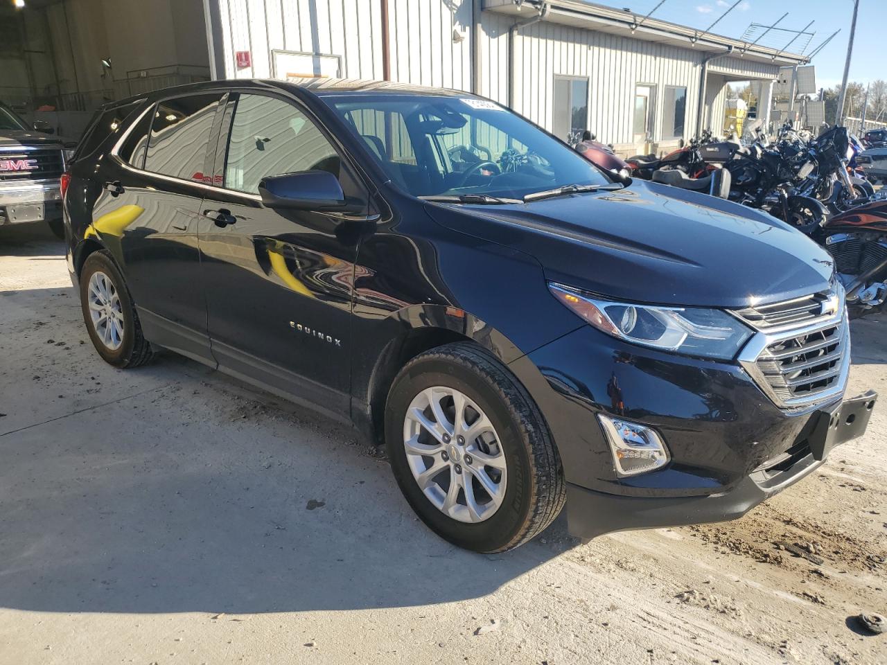 2020 Chevrolet Equinox - Image 4
