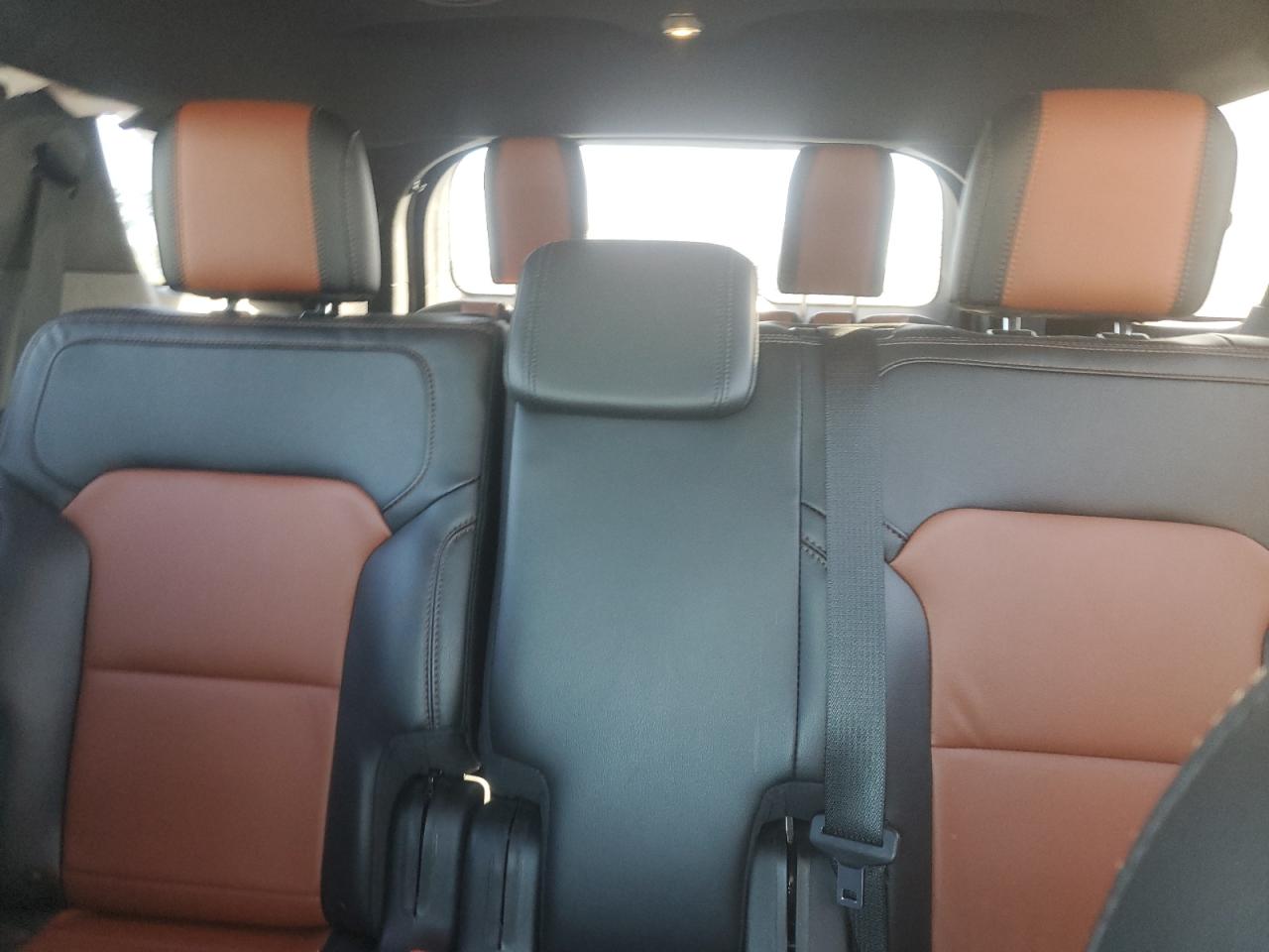 2019 Ford Explorer - Image 10