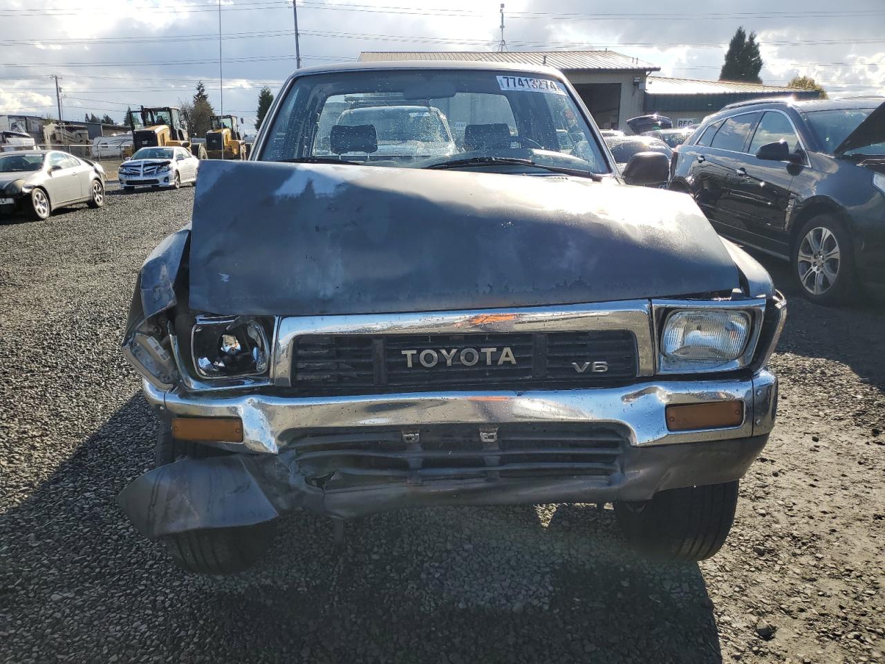 1989 Toyota Pickup - Image 5