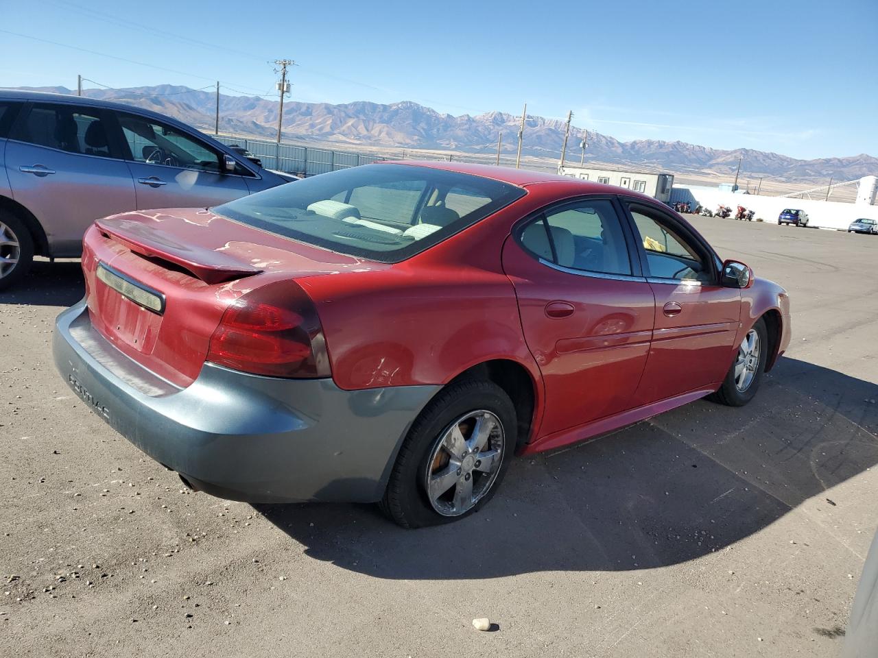 2007 Pontiac Grand Prix - Image 3