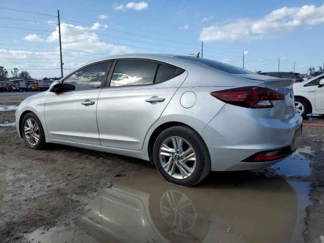  HYUNDAI ELANTRA 2019 Серый