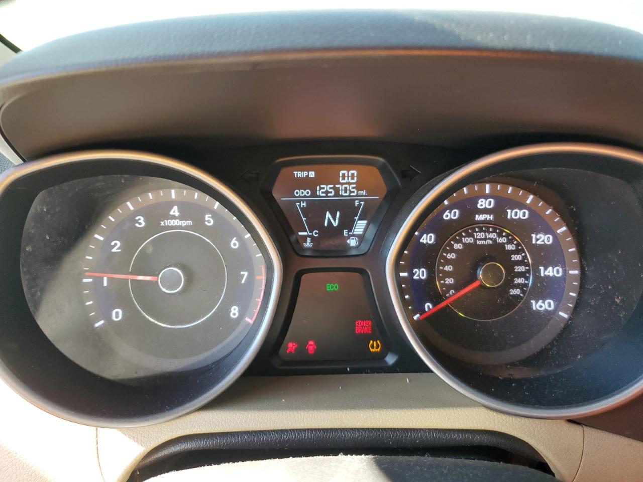 2013 Hyundai Elantra - Image 9