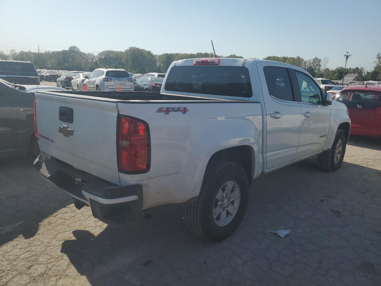 2018 Chevrolet Colorado - Image 3