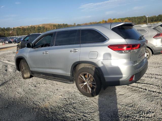  TOYOTA HIGHLANDER 2019 Сріблястий