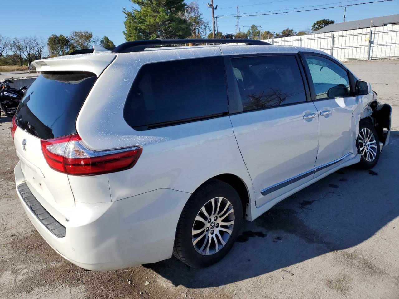 2019 Toyota Sienna Xle VIN: 5TDYZ3DC8KS986781 Lot: 76365804