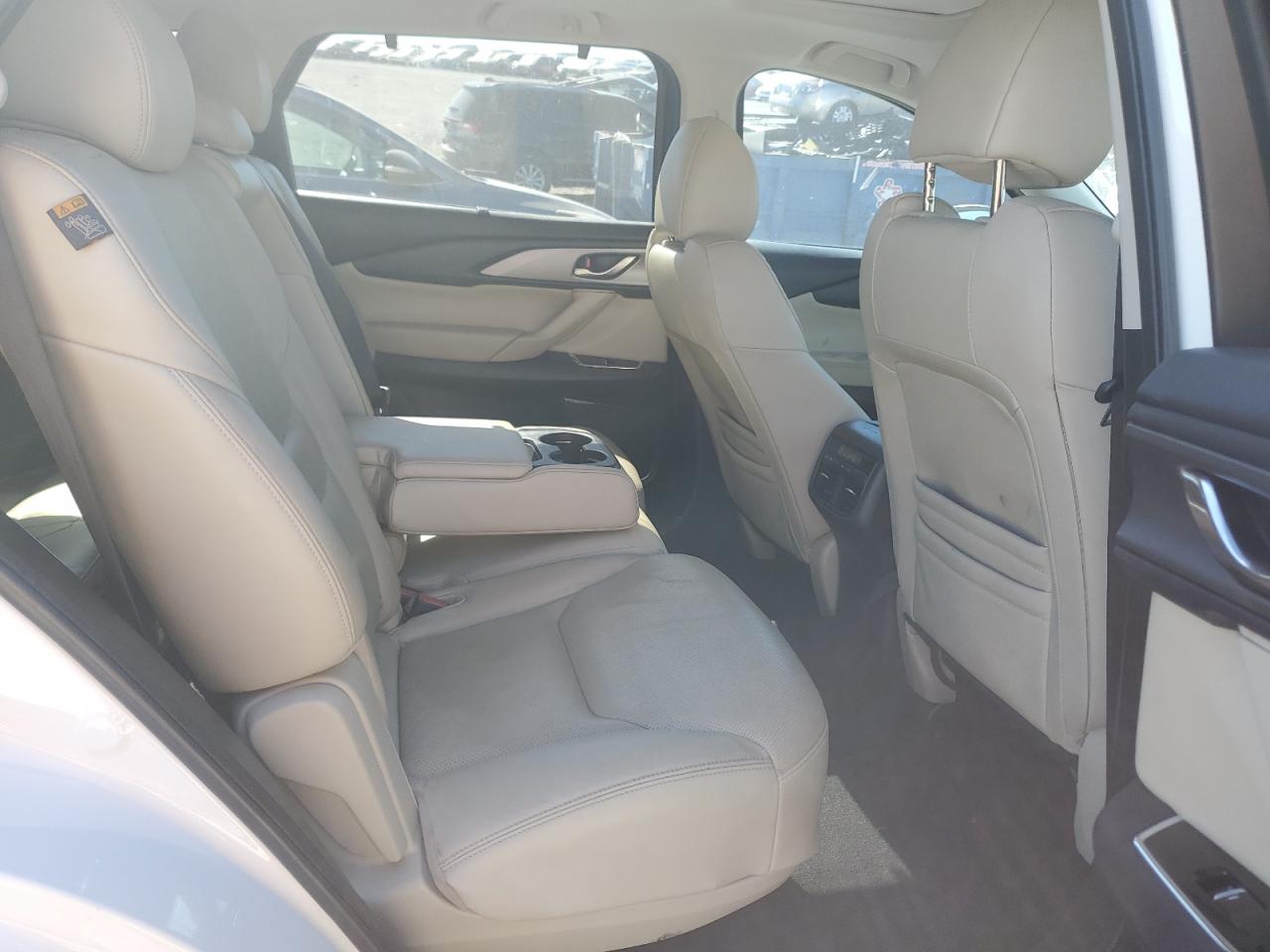 2018 Mazda CX-9 - Image 11