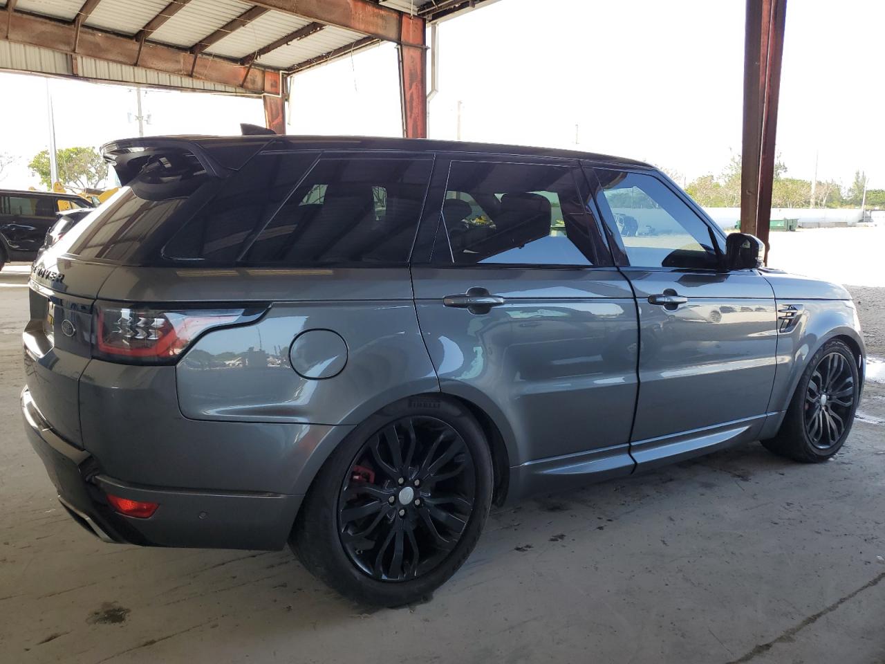 2018 Land Rover Range Rover - Image 3