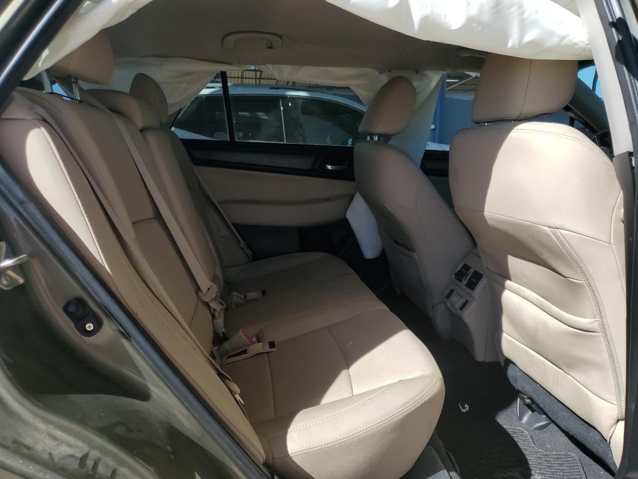 2018 Subaru Outback - Image 10