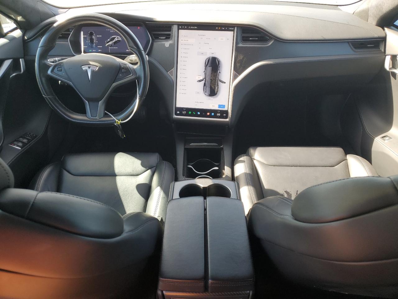 5YJSA1E25JF269457 2018 Tesla Model S