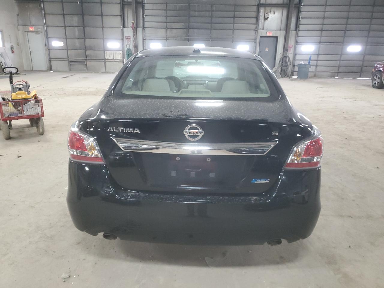 2014 Nissan Altima 2.5 VIN: 1N4AL3AP1EN335017 Lot: 77115884