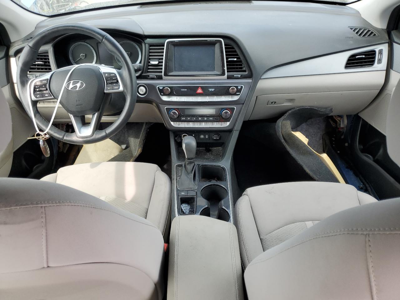 2019 Hyundai Sonata - Image 8