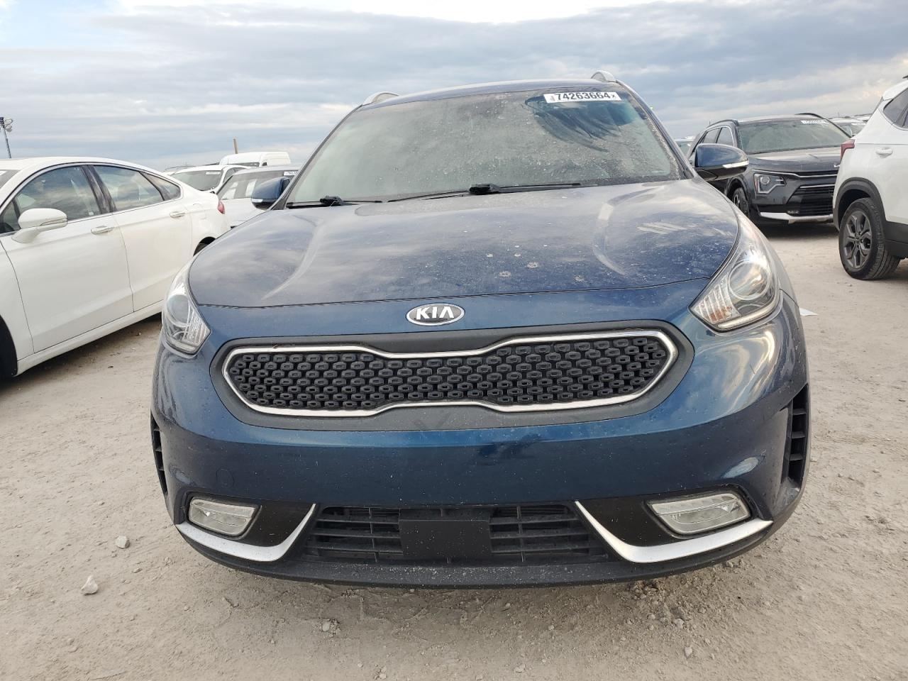 2019 Kia Niro Ex VIN: KNDCC3LCXK5299983 Lot: 74263664