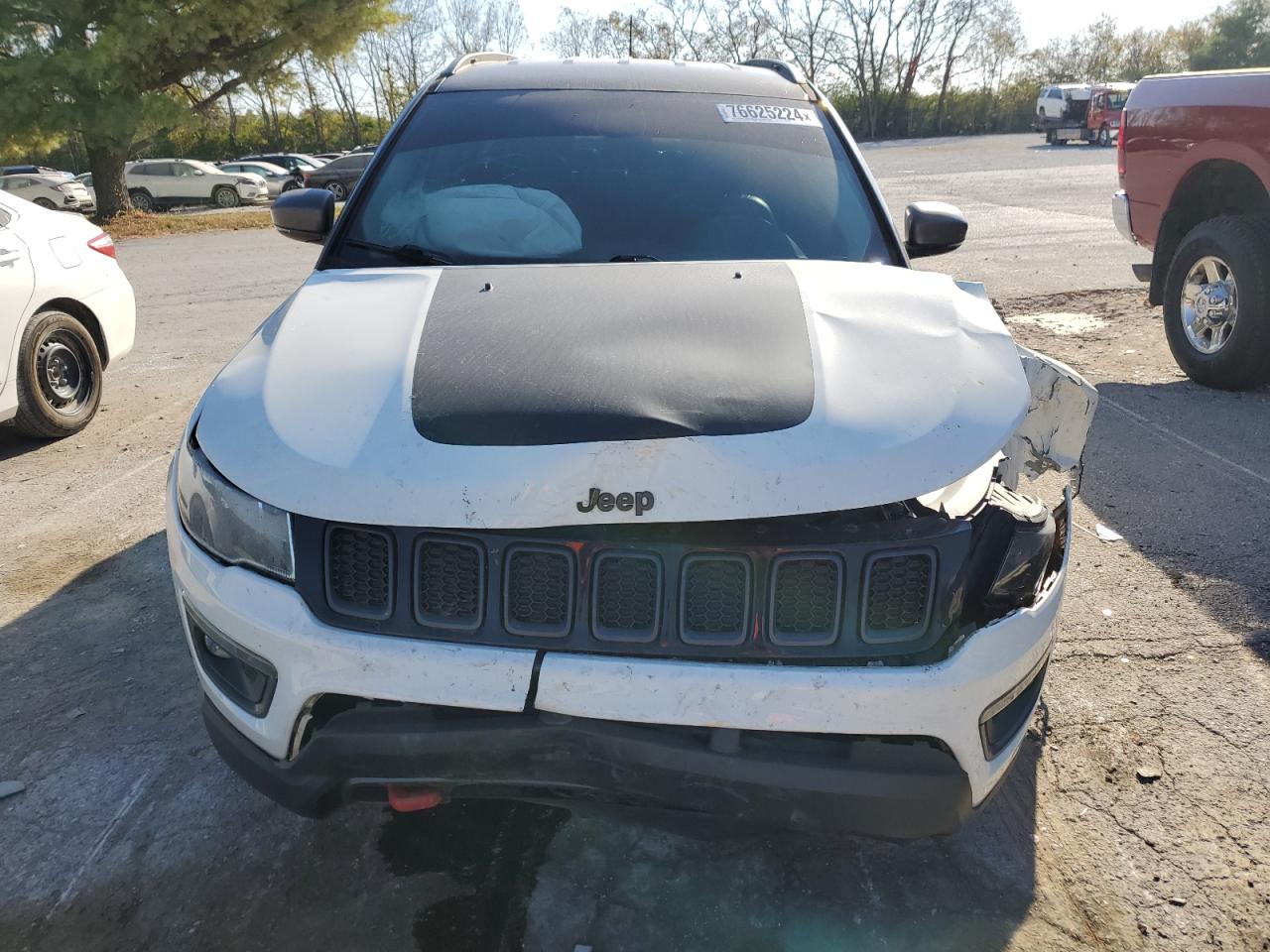 2018 Jeep Compass Trailhawk VIN: 3C4NJDDB3JT129909 Lot: 76625224