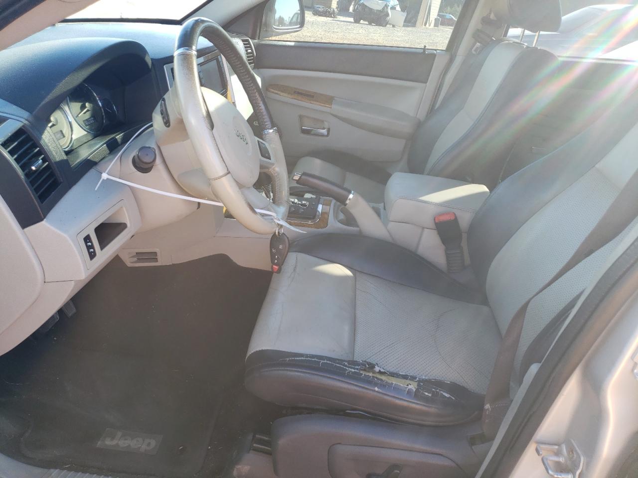 2008 Jeep Grand Cherokee - Image 7