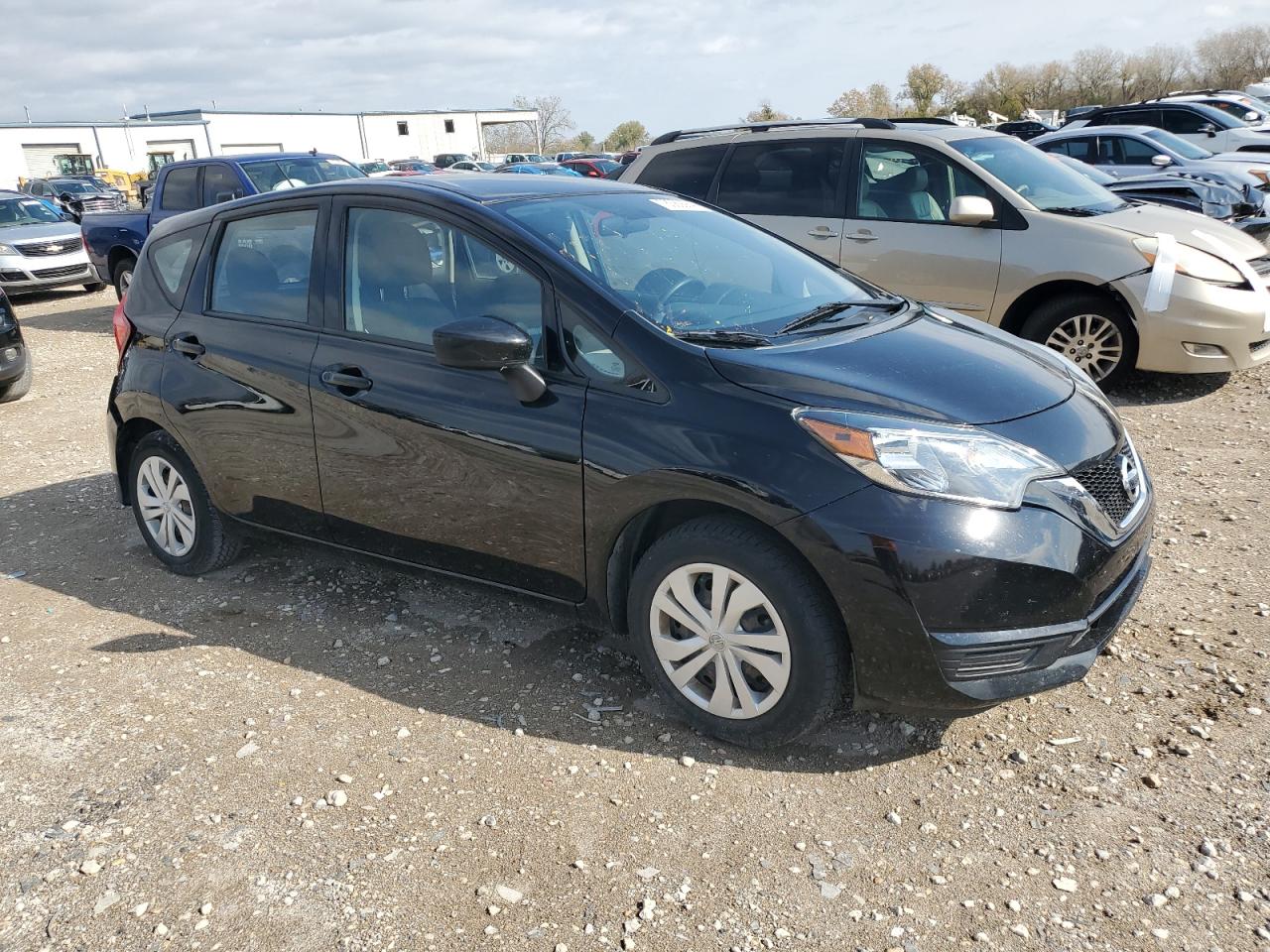 2019 Nissan Versa - Image 4