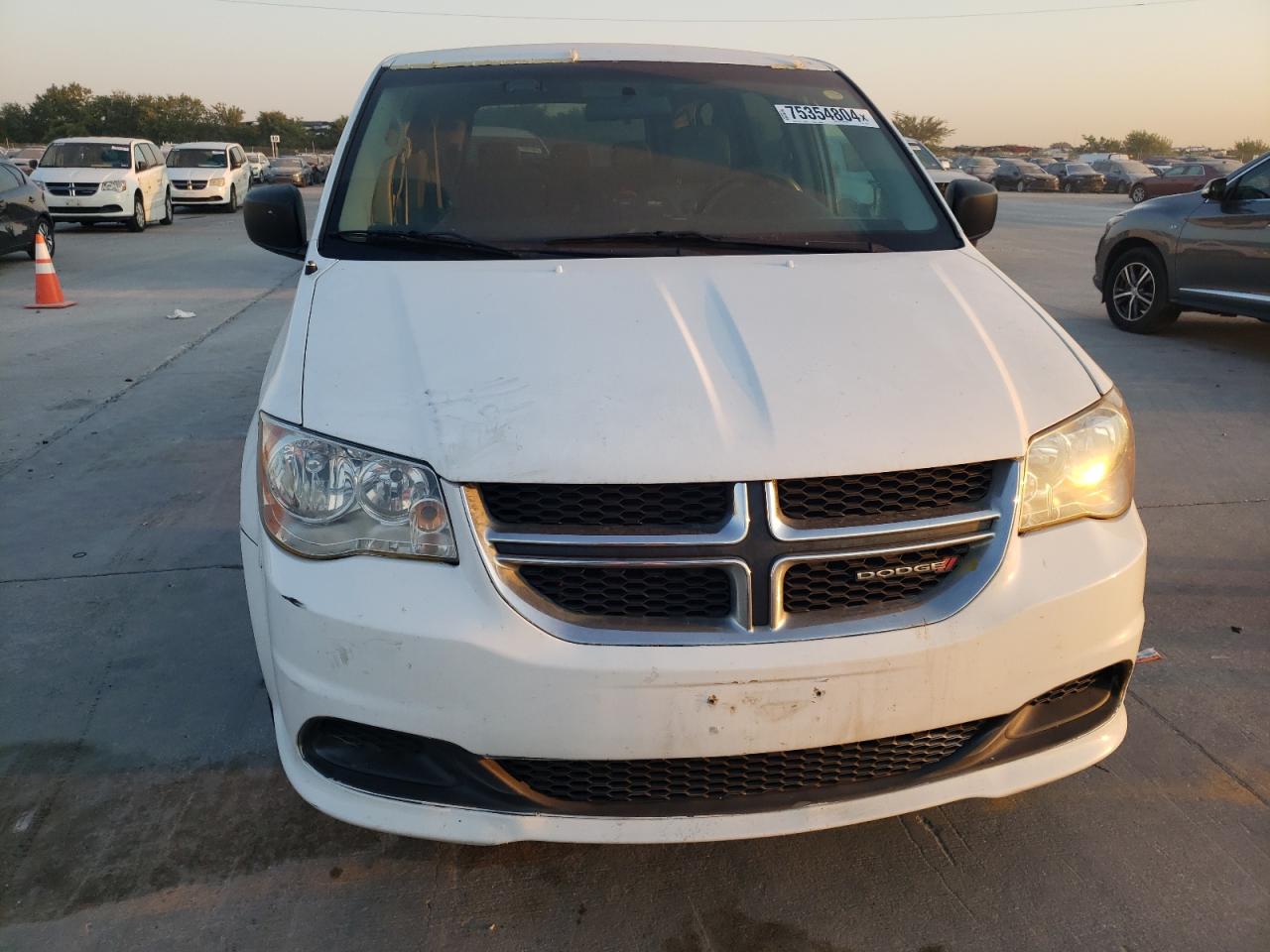 2017 Dodge Caravan - Image 5