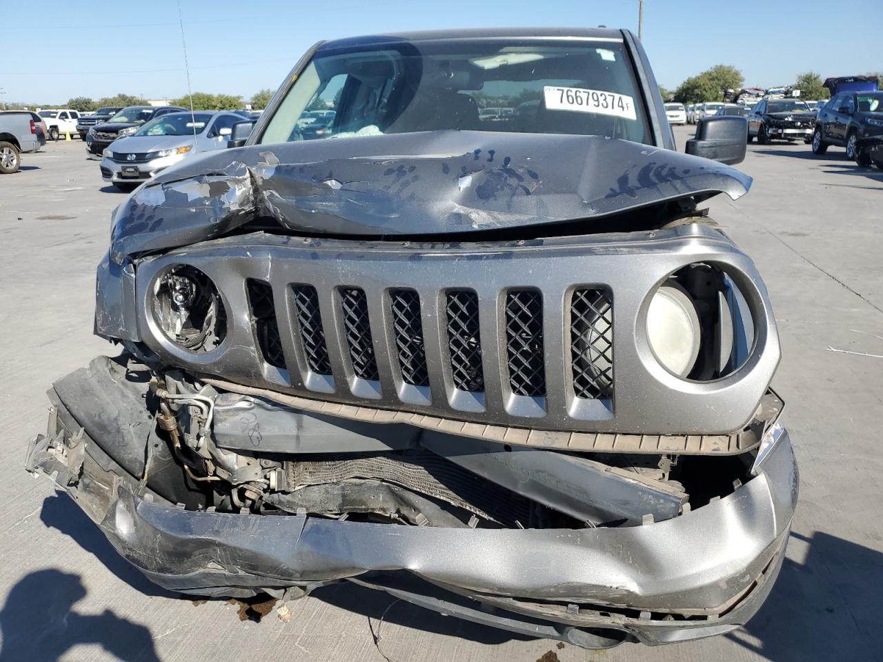 VIN 1C4NJPFA5ED574816 2014 JEEP PATRIOT no.5