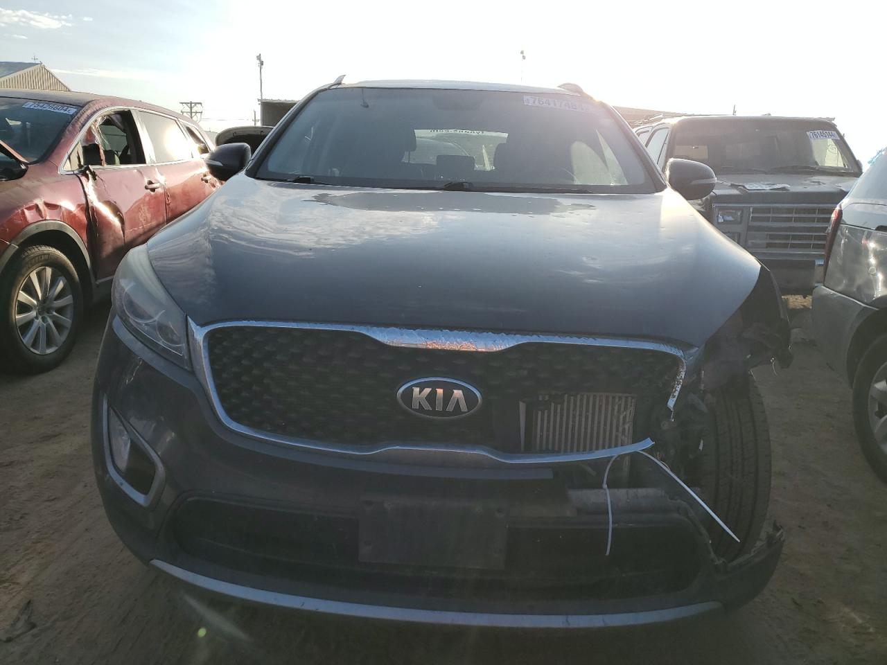 2017 Kia Sorento - Image 5