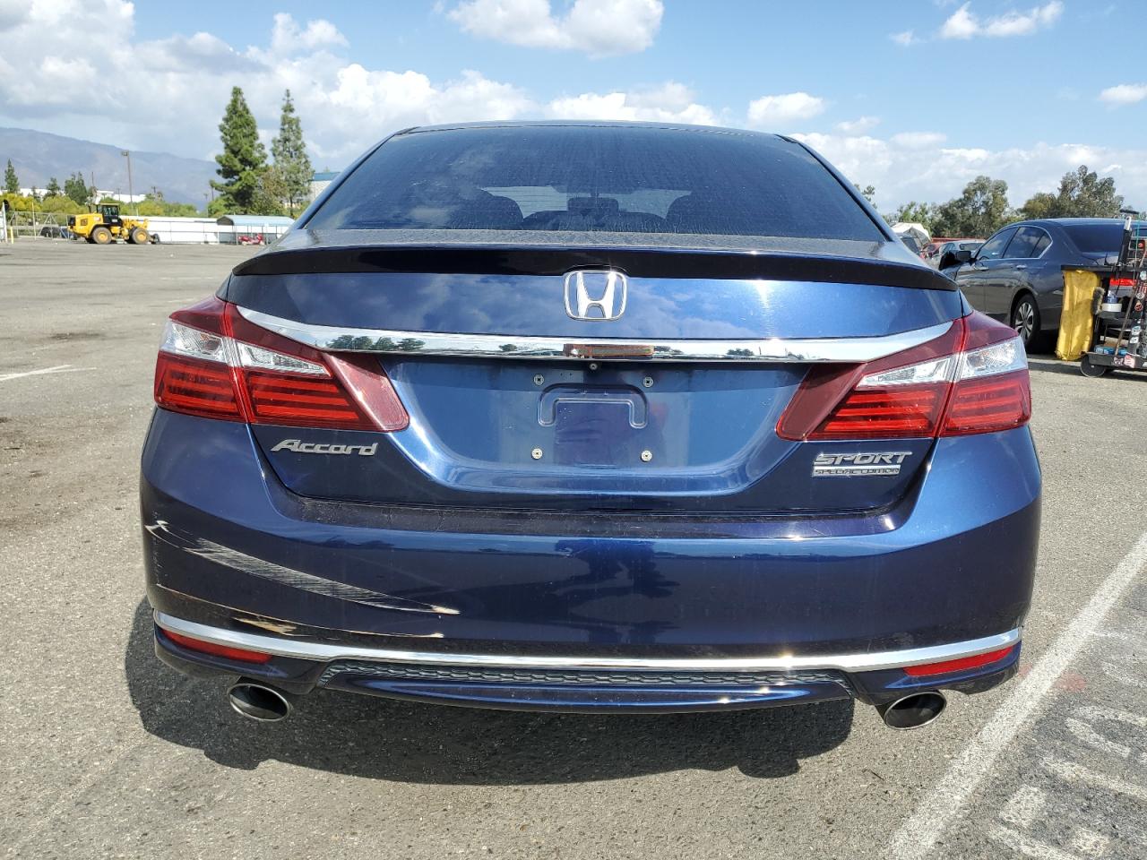 2017 Honda Accord Sport Special Edition VIN: 1HGCR2F12HA012866 Lot: 77991064